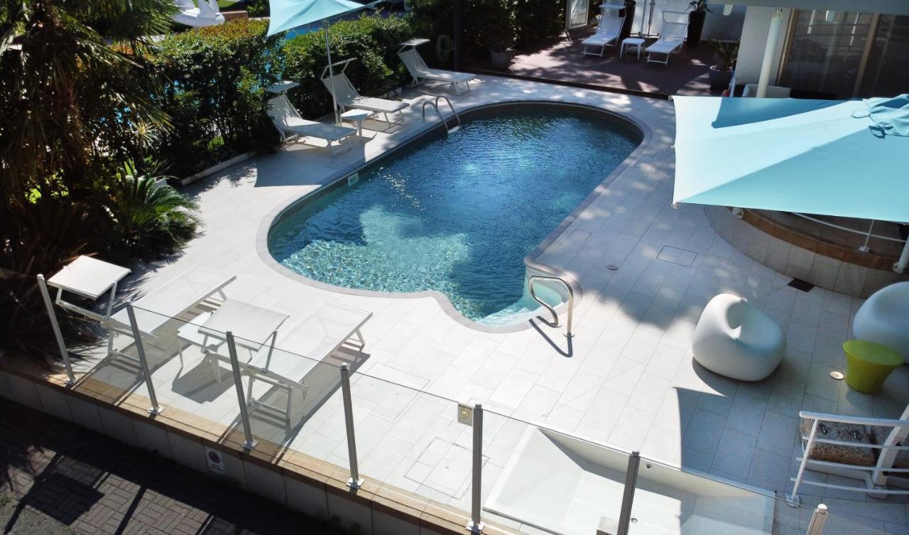 Meuble Nazionale 4*