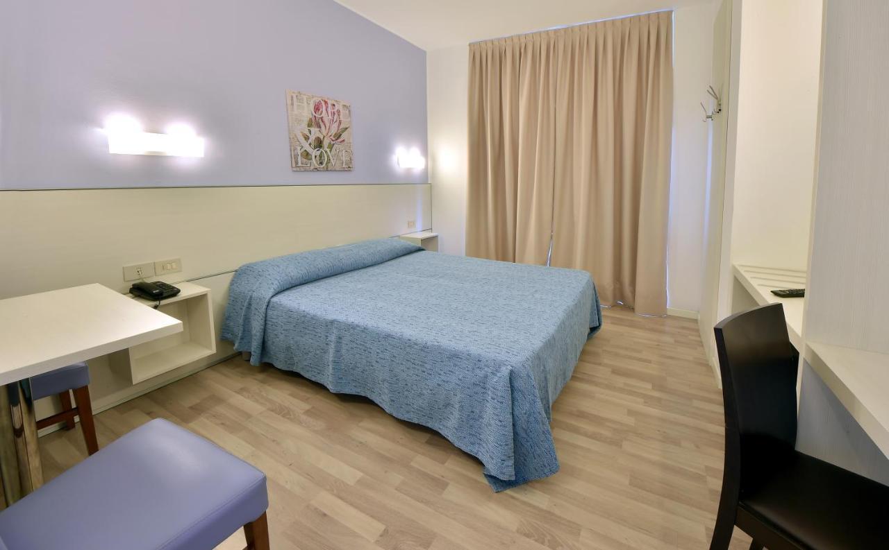 Meublè Nazionale Hotel 4*